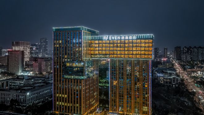 平衡由我”成都高新逸衡酒店开业CQ9电子平台入口“健康随心